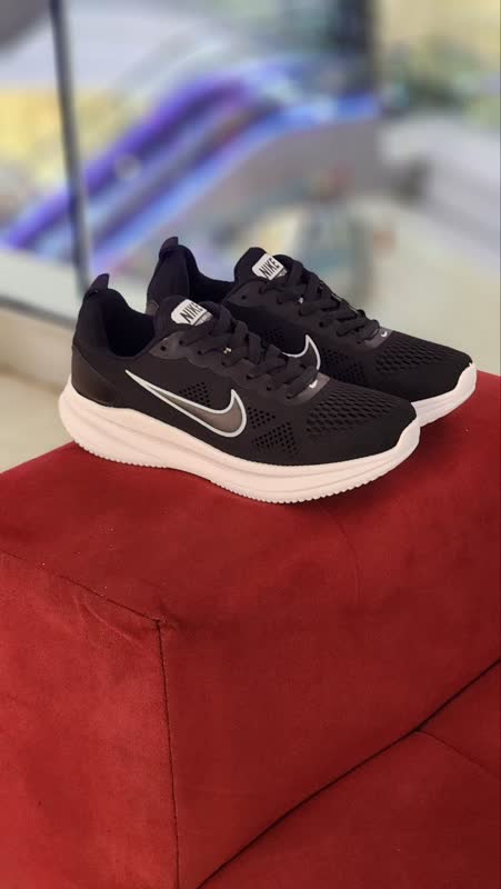 عکس غیرژورنالی