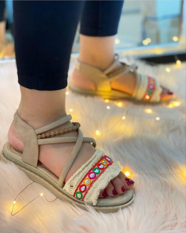 صندل زنانه بندی رنگی مدل سنتی