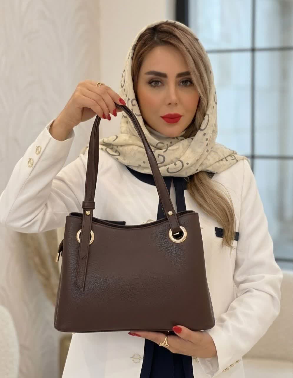 کیف زنانه قهوه‌ای چرم صنعتی مرغوب