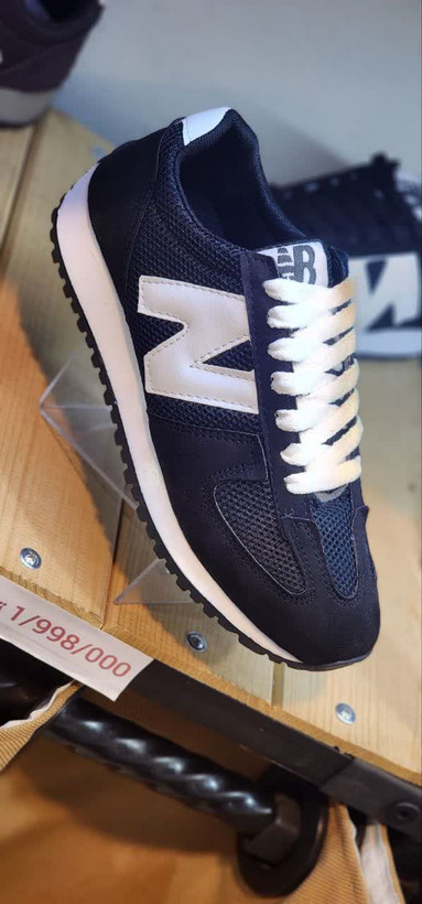 کفش کتانی زنانه نیوبالانس New Balance مدل رانینگ کلاسیک زیره PU سبک | سایز ۳۷ تا ۴۰